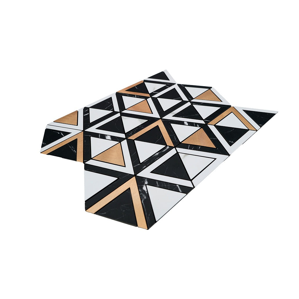 Crédence adhésive | Triangle Noir Blanc-Or | 28,7×33,1 cm