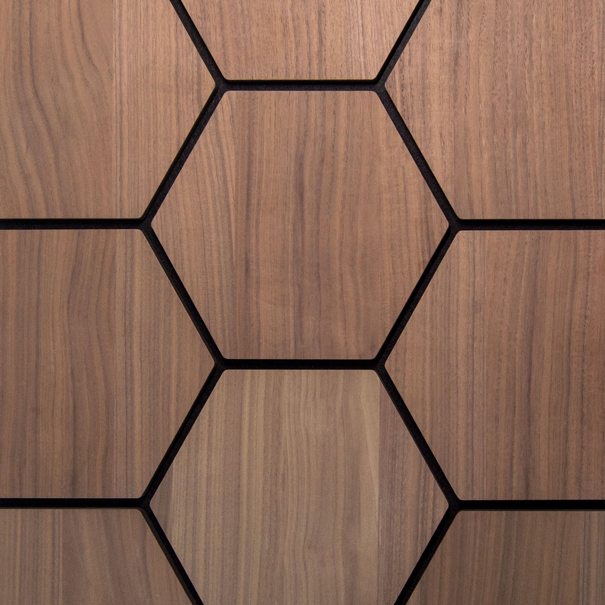 Échantillon panneau mural hexagonal Noyer en bois véritable
